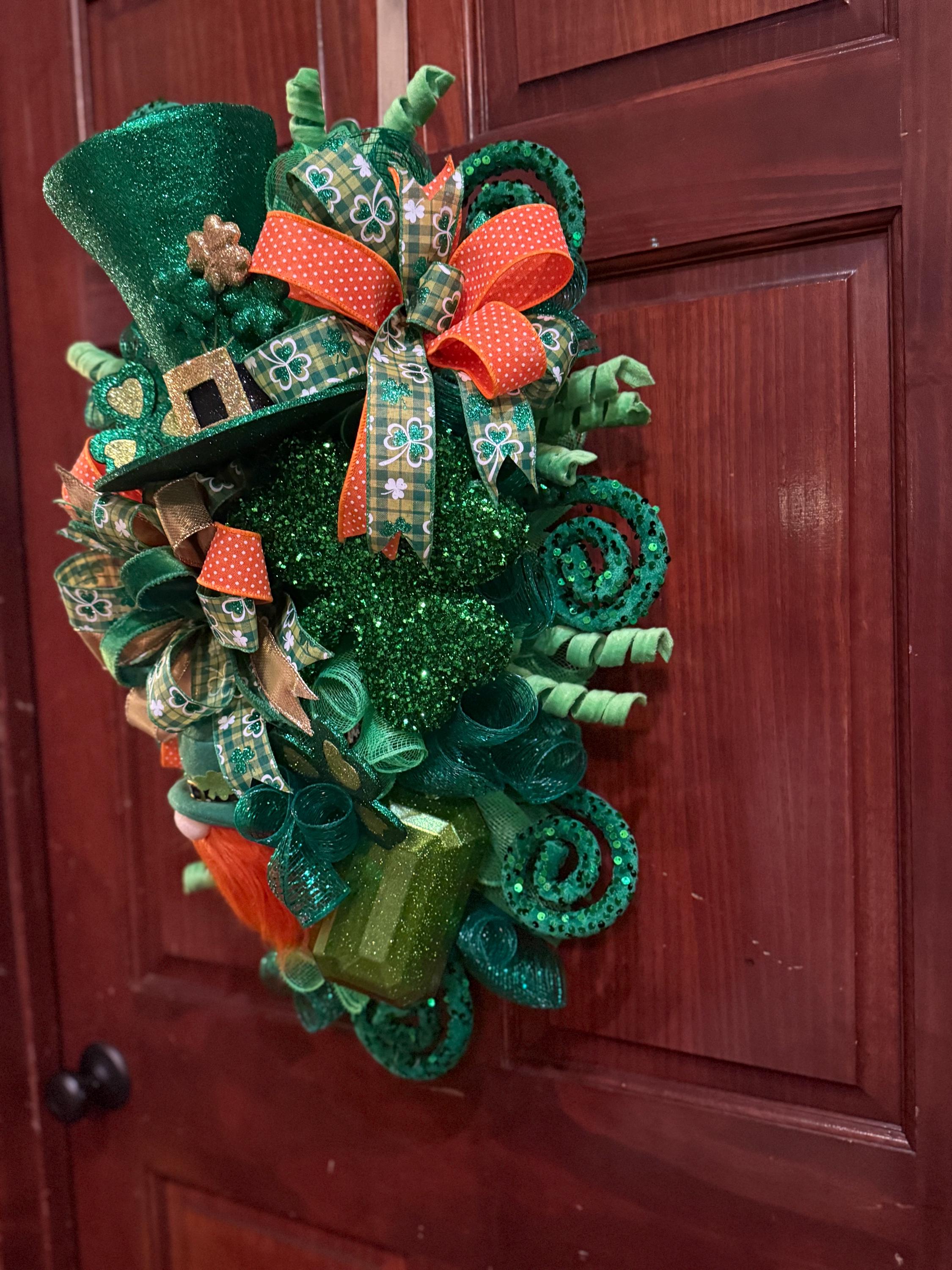 St. Patrick’s Day Leprechaun Hat Door Swag | Luxury Green Mesh Wreath | Shamrock Front Door Decor | Vertical Irish Holiday Wreath